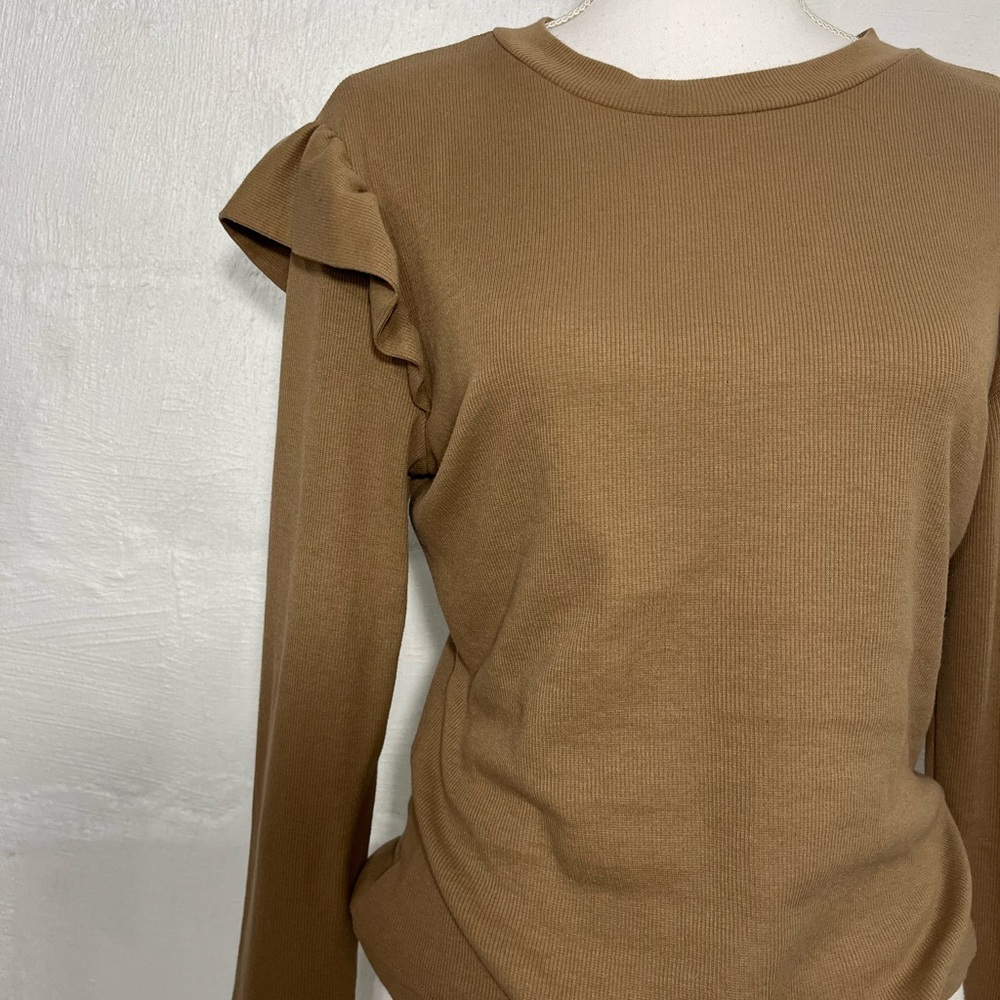 LONG SLEEVE RIBBED RUFFLE DETAIL TOP (847) - Picture 8 of 12